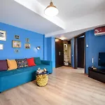 City-centric Comfort: 1-bedroom Near Military Circle Апартаменти Бухарест