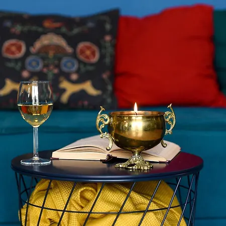 City-centric Comfort: 1-bedroom Near Military Circle Appartement Boekarest