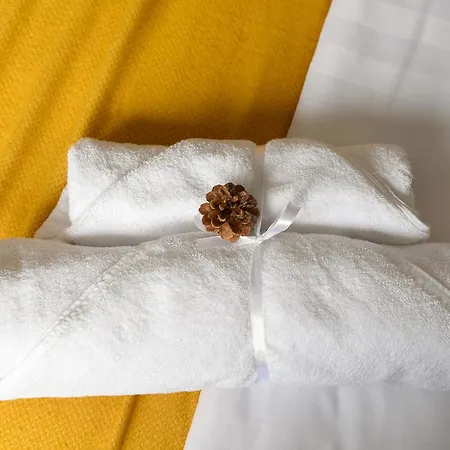 City-centric Comfort: 1-bedroom Near Military Circle * Bukareszt