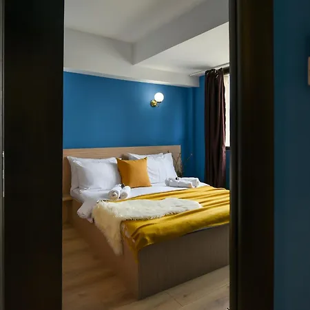 City-centric Comfort: 1-bedroom Near Military Circle * בוקרשט