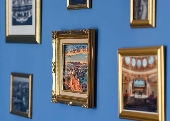 City-centric Comfort: 1-bedroom Near Military Circle *