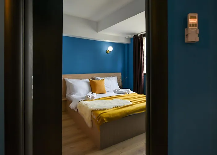 City-centric Comfort: 1-bedroom Near Military Circle * Bukarest