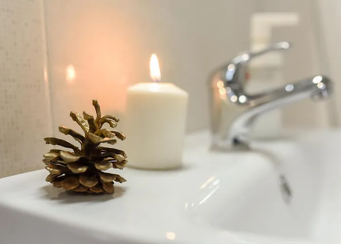 City-centric Comfort: 1-bedroom Near Military Circle Apartment Bucharest
