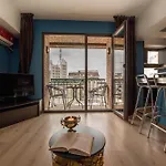Apartmán City-centric Comfort: 1-bedroom Near Military Circle Bukurešť