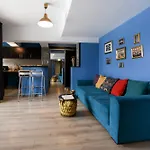 City-centric Comfort: 1-bedroom Near Military Circle *