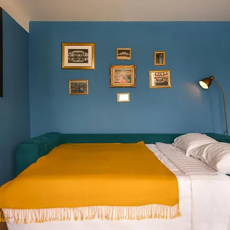 City-centric Comfort: 1-bedroom Near Military Circle Apartmán