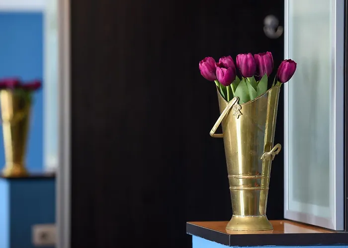 City-centric Comfort: 1-bedroom Near Military Circle * Bucarest