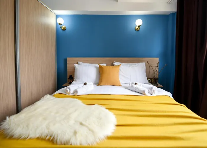 City-centric Comfort: 1-bedroom Near Military Circle Бухарест