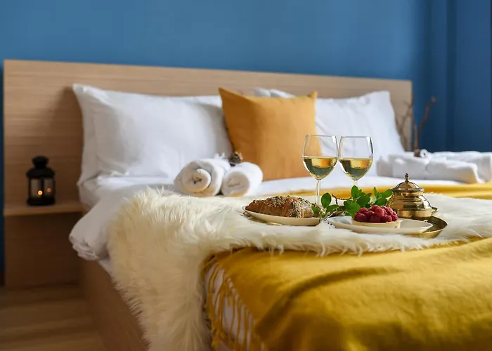 City-centric Comfort: 1-bedroom Near Military Circle